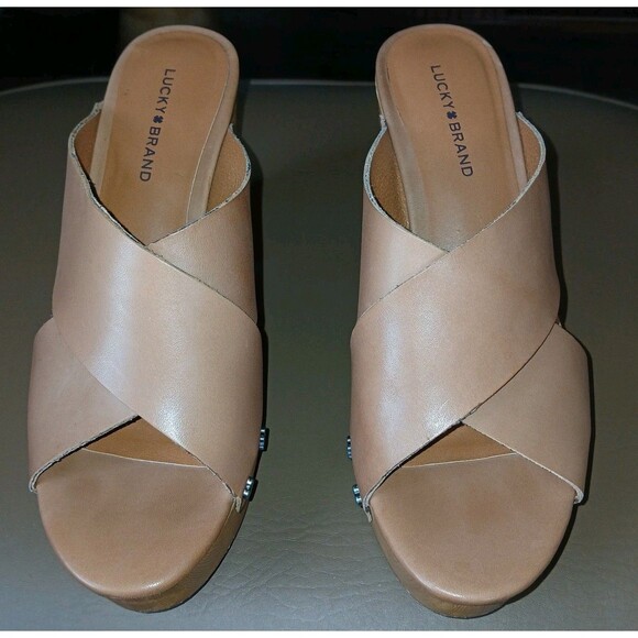 Lucky Brand Sz 6.5 Leather Nude Brown Tan Wooden Block Heel Mule Clogs Open Toe - Picture 13 of 13